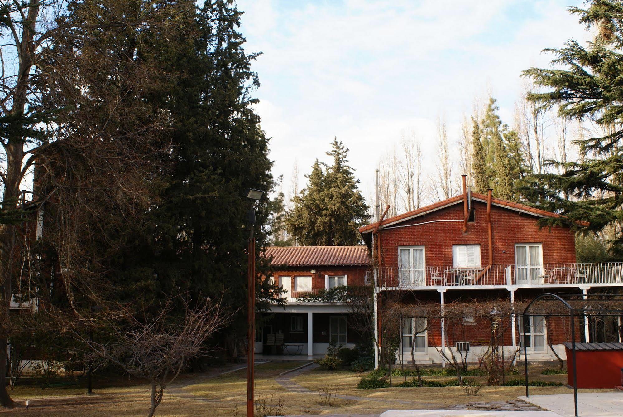 Hotel San Francisco Chacras de Coria Exterior foto